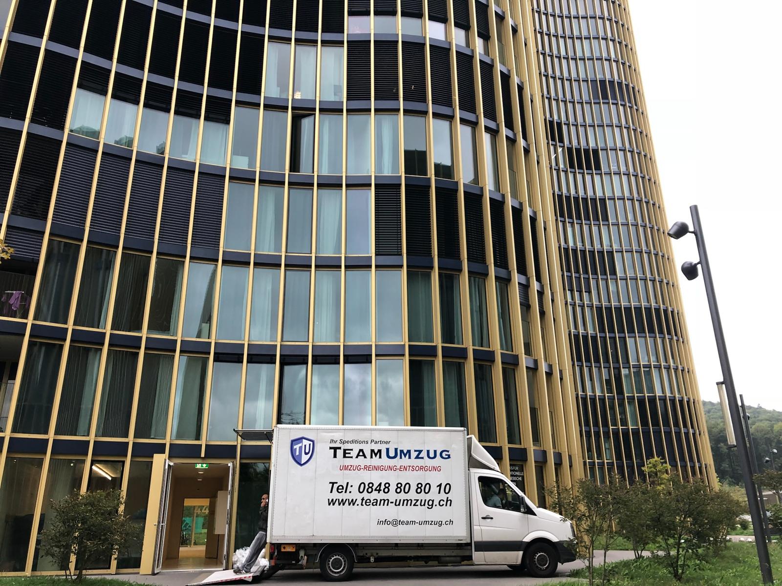 Team Umzug LKW im Einsatz